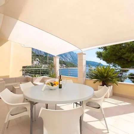 شقة 5 بودغورا