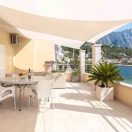 شقة 5 بودغورا