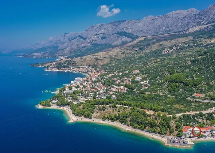 5 아파트 포드고라